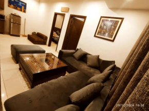 Elegant Family Apartments Hotel E11